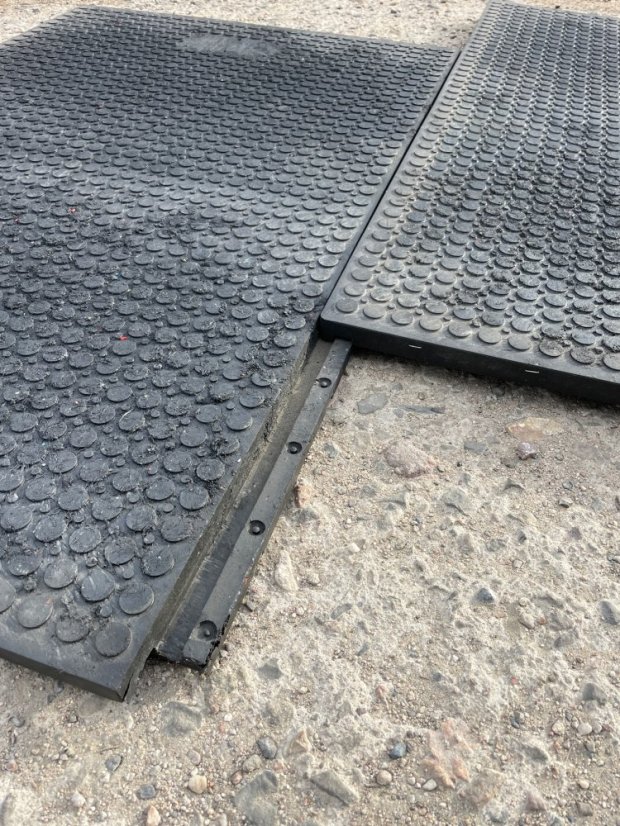 Mosolut Heavy 132 stable mat, 32 mm thick