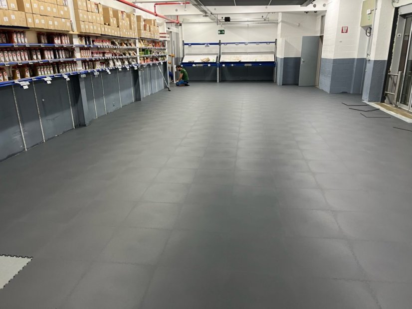 Mosolut Machine Industrial PVC Tiles, 7mm, Smooth, Graphite