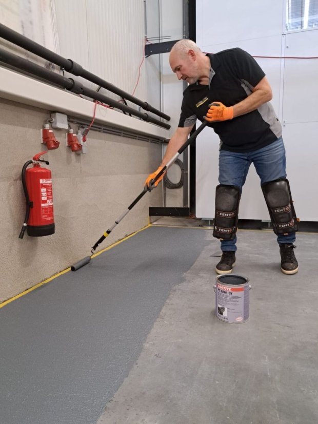 Protiskluzový nátěr na beton a kov LOCTITE PC 6261 GY, šedý, 6,36 kg