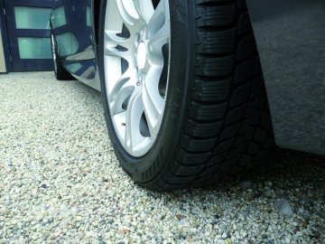 Parking and load-bearing surfaces - Type - Tile