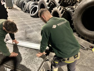 Case Study: PNEUMAN – Tyre Warehouse in Český Krumlov, CZ