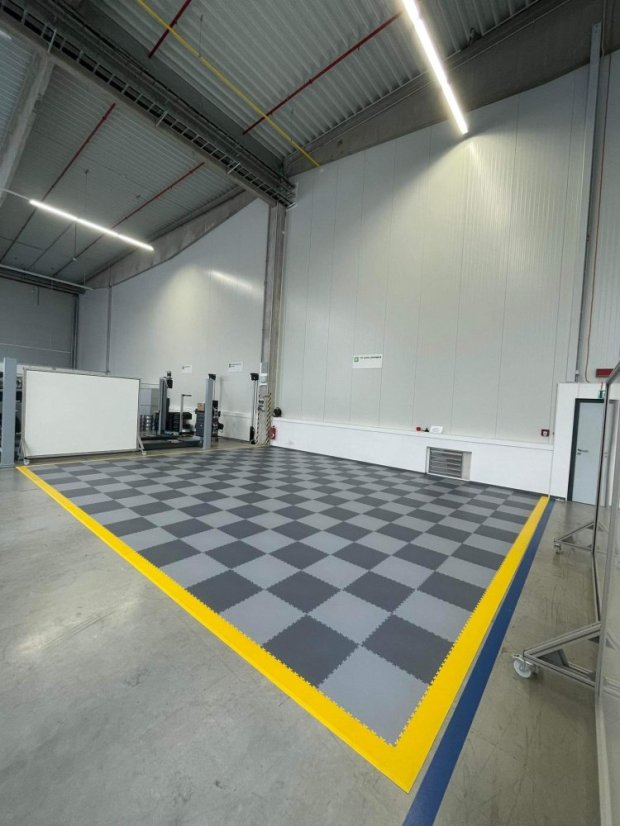 Mosolut Machine Industrial PVC Tiles, 7mm, Diamond, Graphite