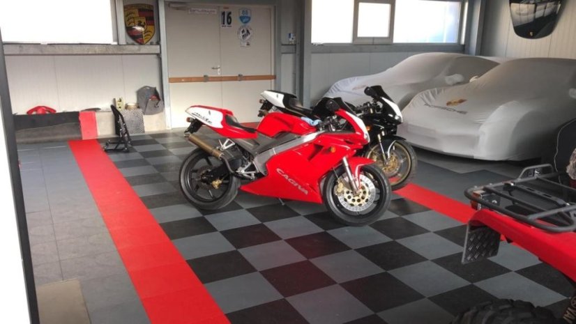 Dlažba Performance Floor Race, antracit