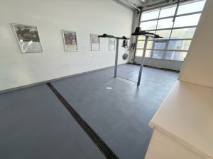 Reference – PVC Flooring in a Vehicle Presentation and Handover Area in Austria
