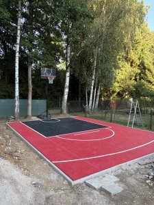 Reference - Domácí hřiště na basket, Rokycany