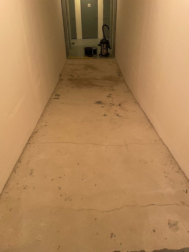 Mosolut Machine Industrial PVC Tiles, 7mm, Smooth, Graphite