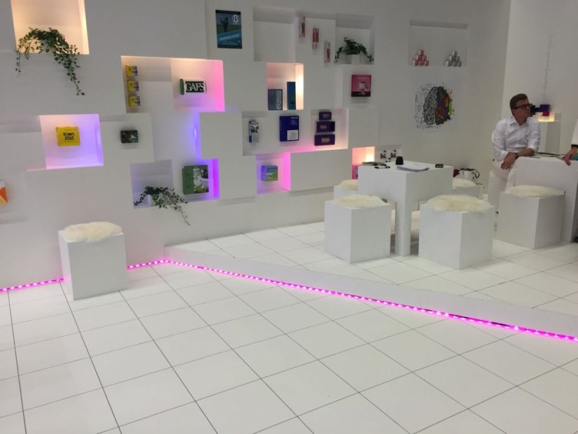 Plastová dlažba Mosolut Stonit, piesková, 1 m²