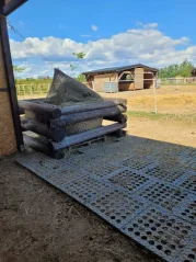 Outdoor-Bodenmatten Mosolut INB – Palette mit 112 Stück / 28 m²